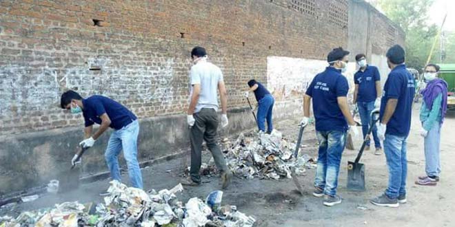 Raipur Welcomes You With Swachhta: 80 Citizens Dedicate 200 Hours To Clean Up City’s Entrance