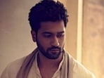 Vicky sets fashion goals higher in a white kurta and a scarf. How did he do it?(Instagram/@vickykaushal09)