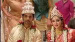 The couple shared the Bengali wedding picture on Instagram recently