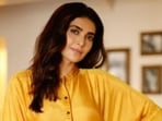 Karishma Tanna’s Instagram profile is a marvel for her Instagram family. The actor’s pictures always manage to set major fashion goals for us – both in traditional and Western fashion. Karishma Tanna can do it all – traditional, casual, formal and Western. The actor’s sartorial choice of fashion is noteworthy and for fashion lovers, every picture is a cue to take notes.(Instagram/@karishmaktanna)