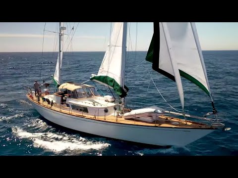 Sailing across the Pacific on a million dollar sailboat  (pt 1)