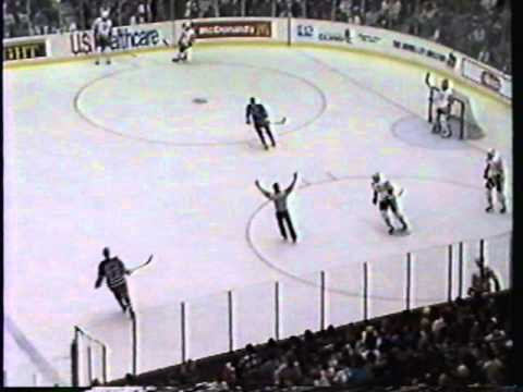 [Vintage] Paul Stanton blasts Tie Domi