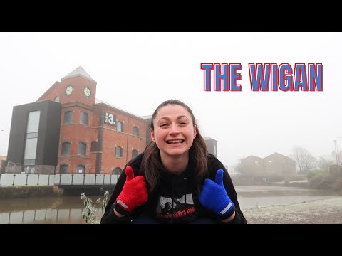 Walking in THE WIGAN Wonderland! | Travel Vlog