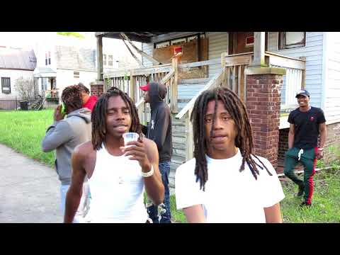 CHICAGO ENGLEWOOD HOOD / INTERVIEW WITH NEIGHBORHOOD GANG/ YOUNG CHARLIE & KING DMOE