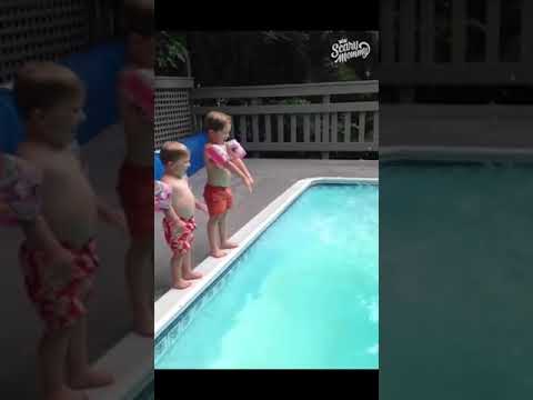 Mom teaching kids to dive