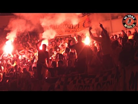 Aris fans amazing singing in basketball derby! (2010) #worldofultras