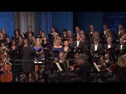 Mozart : Requiem (Orchestre national de France / James Gaffigan)