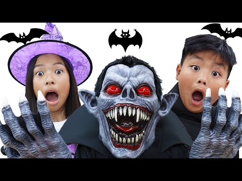 Wendy and Alex Pretend Play Halloween Trick or Treat at a Haunted House Maze for Kids