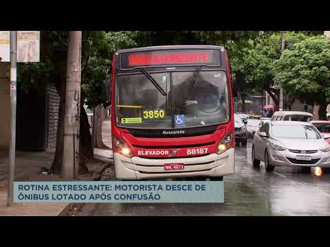 Motorista de ônibus tem surto e desce de veículo lotado em BH