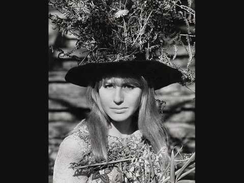 Cynthia Lennon- Woman