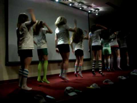 Justin Bieber, RF Girls talent show 2010 dance