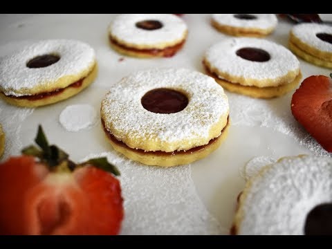 French Sable Cookies with strawberry Jam (Sablés à la Confiture) Recipe