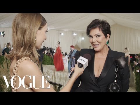 Kris Jenner Gives Emma "Mom Energy" For Her First Met | Met Gala 2021 With Emma Chamberlain | Vogue