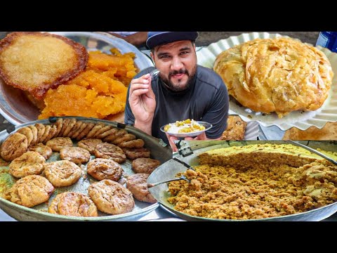 Best Halwa Puri in Lahore | Breakfast in Lahore Pakistan | Taj Mahal Halwa Puri | Mian Vlogs