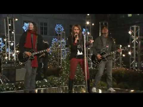 Miley Cyrus Performing Full Circle - Christmas at Rockefeller Center