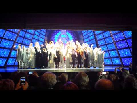 DE CAST VAN SISTER ACT  12-12-2013