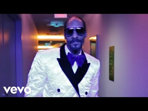 Snoop Dogg - 'Sweat' Snoop Dogg vs David Guetta (Remix) [Official Video]