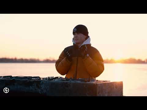 Justus - 1001Tracklists Exclusive Mix [LIVE From Frozen Dutch Lake]