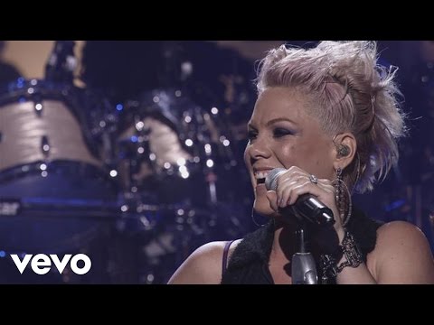 P!nk - Try (The Truth About Love - Live From Los Angeles)