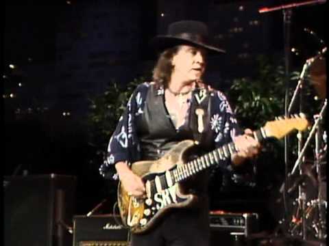 Stevie Ray Vaughan - Look at Little Sister