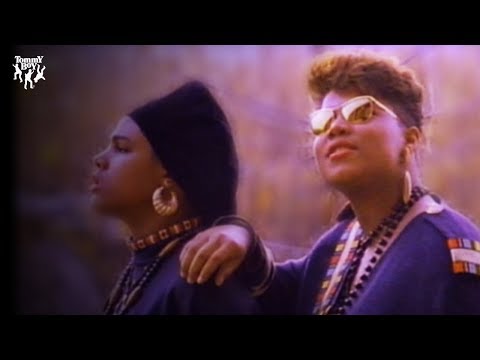 Queen Latifah - Ladies First (feat. Monie Love) [Music Video]