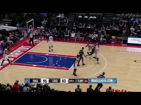 Matt Costello posts 12 points & 11 rebounds vs. the Drive, 11/23/2016