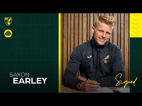 "IT'S A GREAT FEELING!" | Saxon Earley signs first pro contract at City