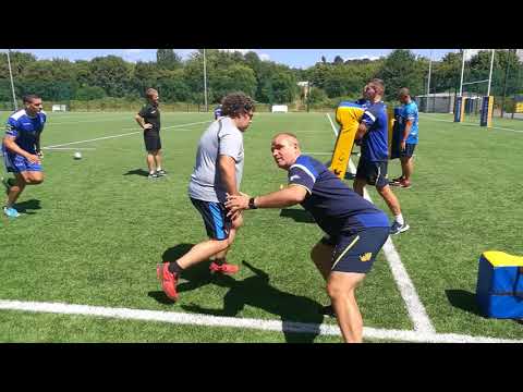 TACKLE TECHNIQUE in rugby league with Barry Eaton and Chev Walker (Leeds Rhinos)