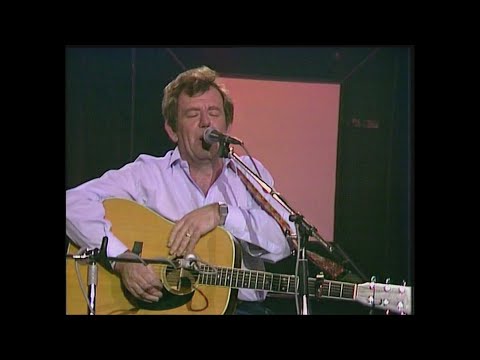 Paddy Reilly - The Rocky Road To Dublin