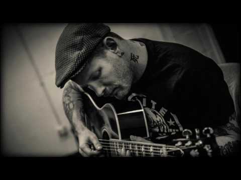 Corey Taylor - Wicked Game (Chris Isaak acoustic cover)