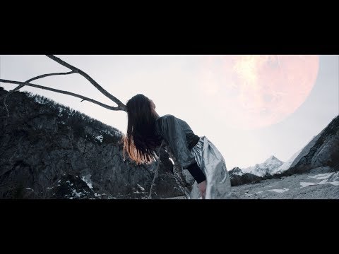 lilla - Island (Official Video)