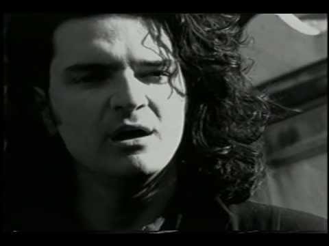 Ricardo Arjona - Realmente no estoy tan solo (Video Oficial)