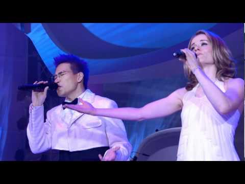 Corinna 陳明恩 singing 來夜方長 with William So 蘇永康 @ So 08 Live