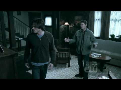 Supernatural S04E15 "Death takes a holiday" - Dean and Sam are learning ghost moves!