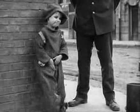 The Kid - Charlie Chaplin