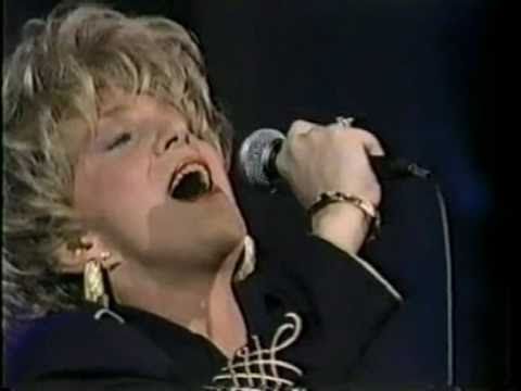 Jeannie Seely Sings "Don't Touch Me"