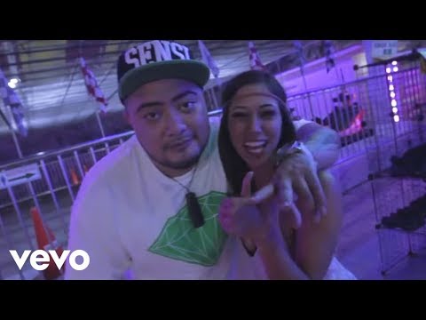 J Boog - Love Me