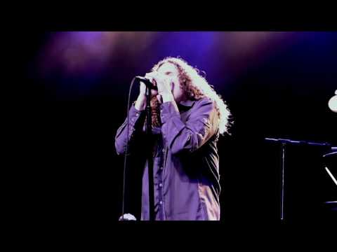 Weird Al Covers George Harrison's "What is Life" at George Fest 2014