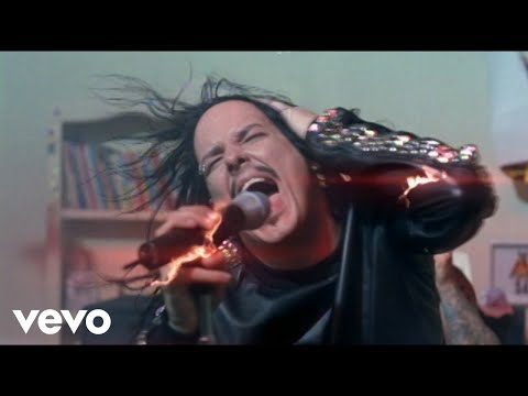 Korn - Falling Away from Me (Official Music Video)