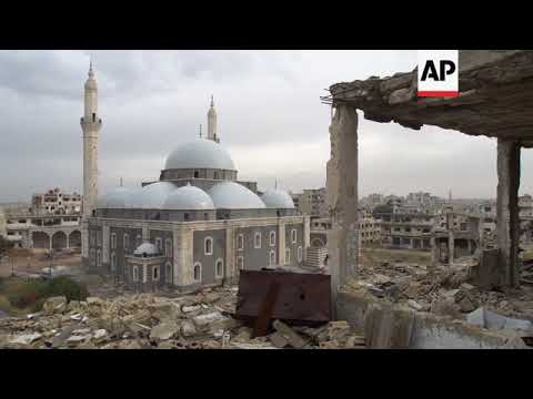 Homs residents begin reconstruction work