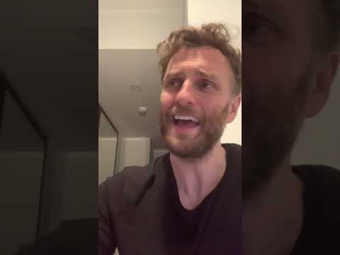 Steven Cree karaoke