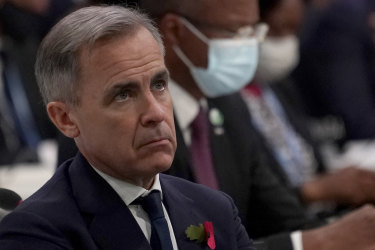 Mark Carney: “We now have the essential plumbing in place to move climate change from the fringes to the forefront of finance so that every financial decision takes climate change into account.” 