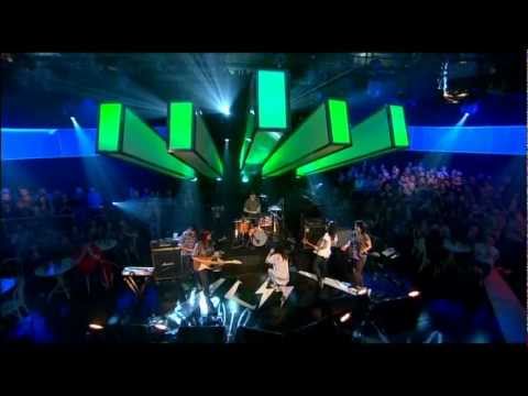 CSS - Alala (Later with Jools Holland) [lyrics/legendado]