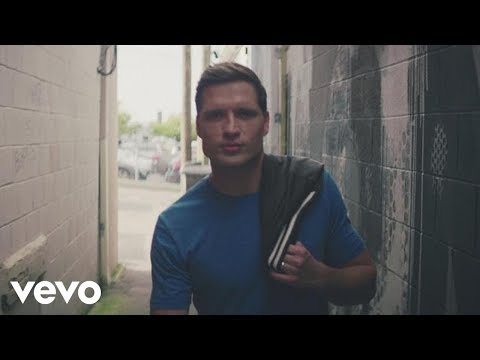 Walker Hayes - You Broke Up with Me