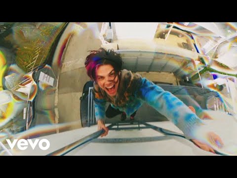 YUNGBLUD - weird! (Official Video)