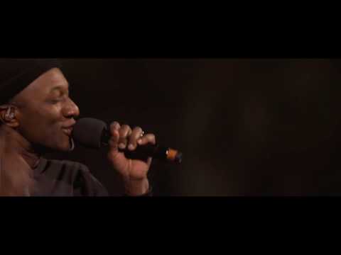 Avicii Tribute Concert - Wake Me Up (Live Vocals by Aloe Blacc)