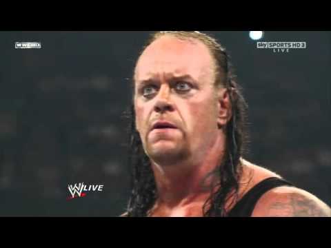 Bret Hart vs. The Undertaker ( WWE Monday Night RAW 30.08.2010 )