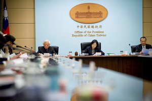 The President Tsai Ing-wen presided over the "Preparatory Committee for the Conference on the Reform of the Office of the President"