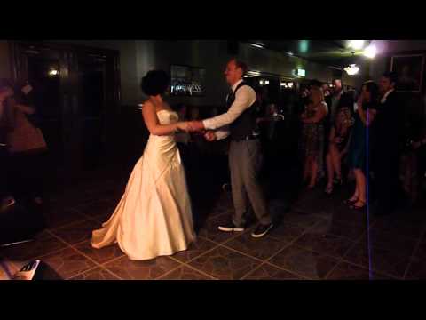 Nikky & Owz's first dance as Mr & Mrs Parry-George