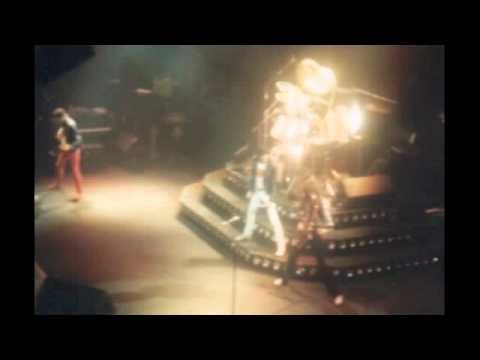 6. Mustapha (Queen-Live In Frankfurt: 12/14/1980)